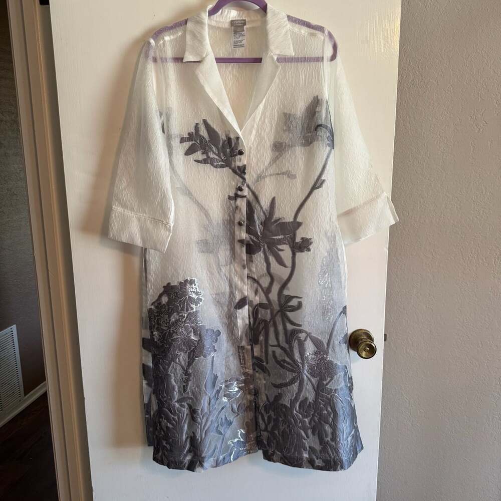 Chico’s Travelers Size 1 M Sheer Metallic Floral Long Duster Jacket Silver White